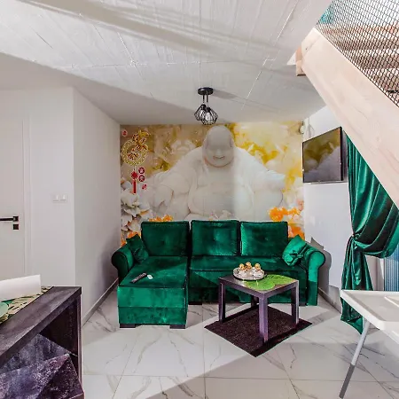 Tatil Evi Temple Luxury Rewal